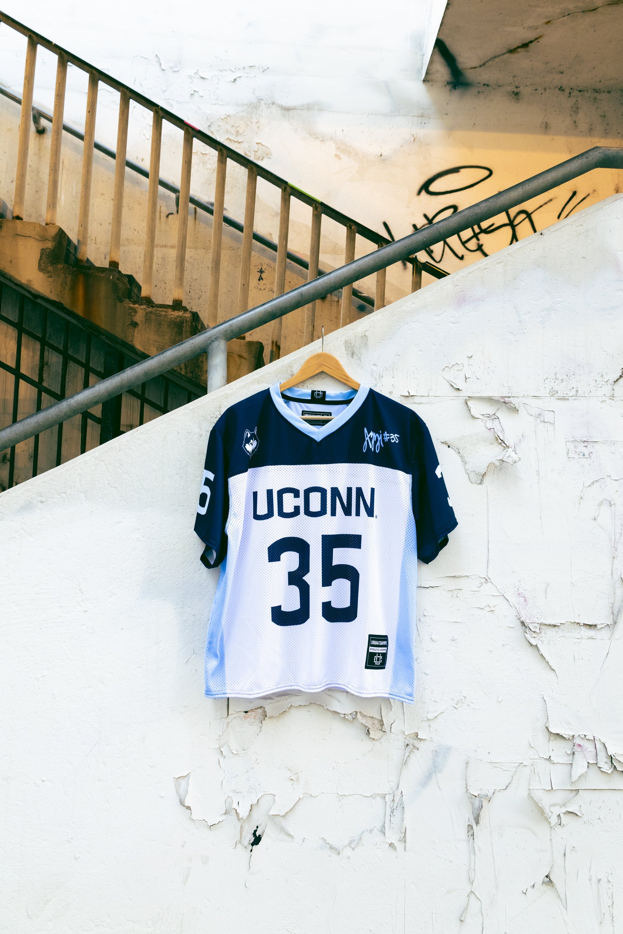 Azzi Fudd Throwback Jersey